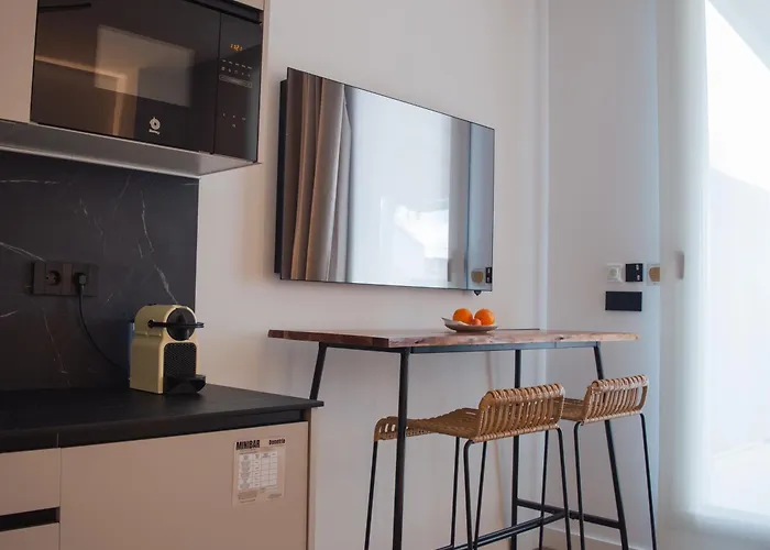 Demetrio By Alma Apartment